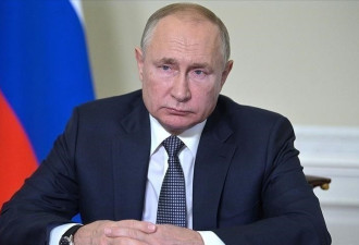 圣彼得堡一区呼吁国会提普京叛国罪指控