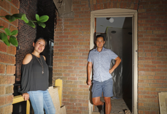 多伦多华裔夫妻4年看了50多套房 现在终于买到了