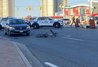 自行车男子清晨被撞重伤抢救