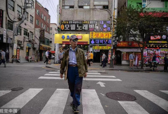 送快递 韩国65岁老人就业率全球第一