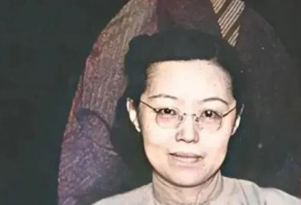 张爱玲的姑姑：痴恋55年，78岁嫁给初恋