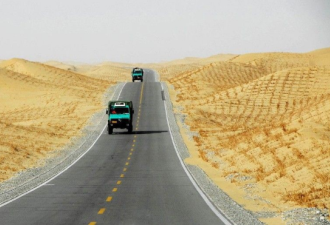 流动沙漠最长公路：有108间水井房
