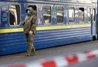 乌铁路公司称,全国近半数火车出现延误