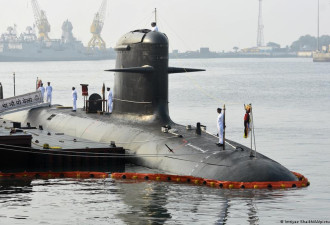 印国防部：首艘国产核潜艇14日成功发射弹道导弹