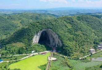 贵州清虚洞：世界最大的天生桥山洞