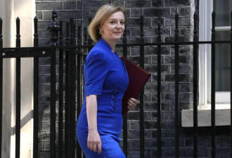 45天！她为何成英国任期最短首相？