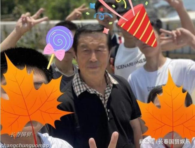 78岁“传奇教练”马俊仁近照曝光 满头黑发_无忧资讯