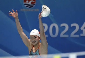 中国游泳少女大爆发 2天内连破纪录