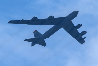 吓阻中共攻台 美部署6架B-52在澳大利亚
