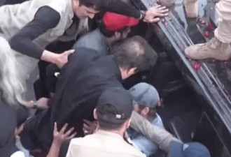 巴基斯坦前总理伊姆兰·汗遇枪击受伤 袭击者持AK-47