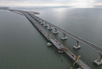 俄媒：克里米亚大桥维修结束 恢复通车