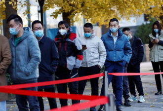疫情迅速蔓延 中国16日新增超过2万例