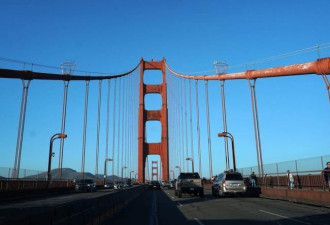 旧金山金门大桥连接两地 提供壮丽风景