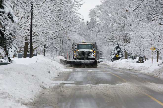 City of Markham on Twitter: "Did you know? Snow removal service begins onlocal roads, including rear lanes, when snow reaches a depth of 7.5 cm ormore at the end of