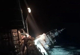 泰国一载有106名官兵的军舰沉没 有78人获救