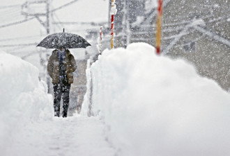 日本两波寒流酿14死87伤 北海道近2万家户停电