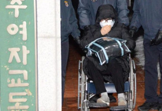 朴槿惠闺蜜崔顺实被临时释放，现场画面曝光！