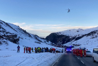 一滑雪场雪崩致10人被埋，仍有2人失踪