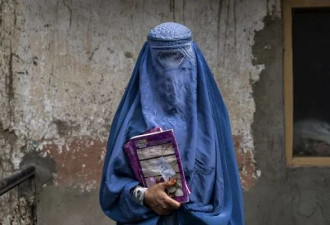 塔利班教材改革: 运动图算半裸 鼓励儿童参与圣战