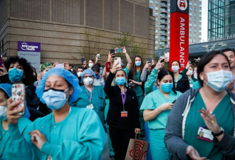 美国纽约近万名护士准备罢工 谈判进入最后一个周末
