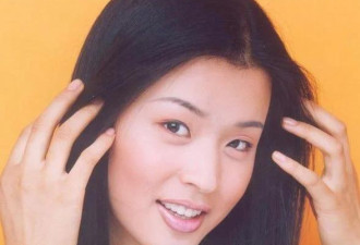 “超模”王海珍：19岁与张艺谋传绯闻