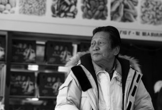 幼时要饭，“中国第一商贩”去世享年84岁