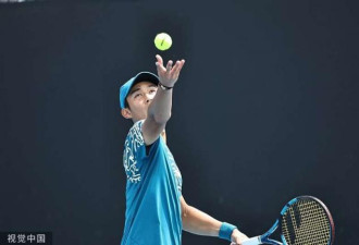 惊艳！中国男网拿下澳网正赛历史首胜