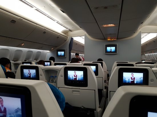 China Southern CAN-AKL Premium Economy - Picture of China Southern Airlines- Tripadvisor