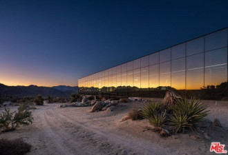 隐身加州沙漠 超奢“隐形屋”1800万出售