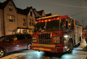 多伦多民宅大火 12人被转移