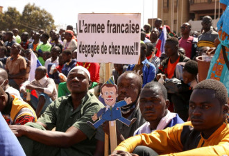 法国再度狼狈撤军西非 战略尴尬布局岌岌可危