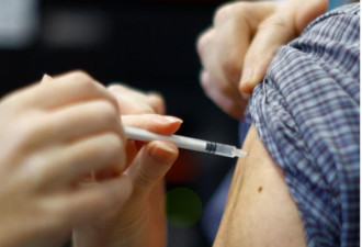 FDA：一天打完这两种疫苗 恐增中风风险