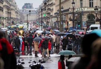 法国第二轮大罢工来袭！百万人游行抗议