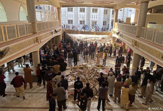 巴基斯坦白沙瓦清真寺发生大爆炸 数十人丧生