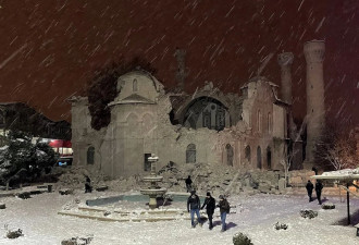直击震后土耳其：大雪纷飞，余震不断