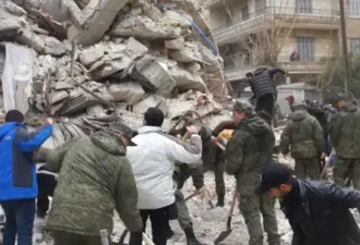 俄防长指示驻叙部队帮助救灾 俄士兵参与