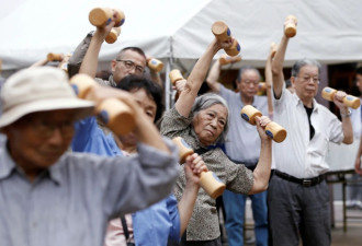 延迟退休到70岁的日本，如今怎么样了？
