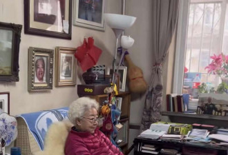 94岁老艺术家田华与8岁重孙追剧 家中太简陋
