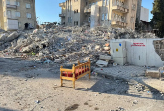 地震救援走向尾声 土耳其灾民之间有了争论