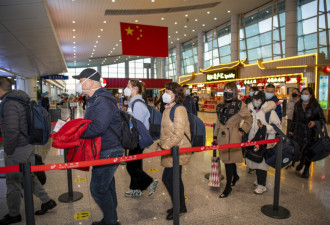 经济学人：陆客报复性出国旅游 加剧中国资本外逃