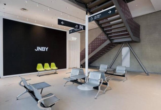 JNBY发布2023夏季新品 用身体演绎片刻的旅行