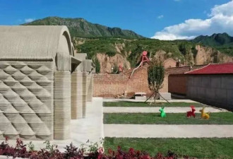 在河北农村清华教授造了一栋&quot;3D混凝土打印&quot;房子