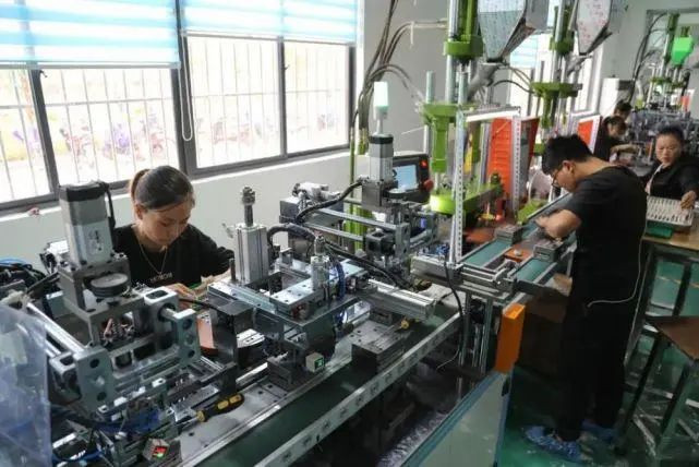 如果我没有上过大学,一定心安理得的去打螺丝- 万维读者网