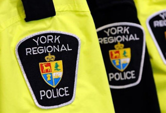 Vaughan Mills商场附近汽车肇事逃逸
