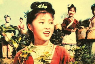 黄婉秋追悼会现场曝光！布满刘三姐元素