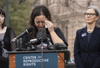 想堕胎被拒丢了这宝贝 妇女提告“保守的德州”