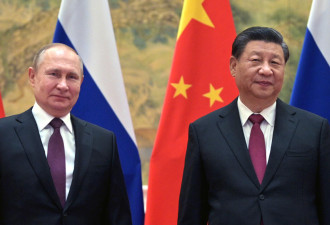 中国公司据报向俄罗斯运送步枪和防弹衣