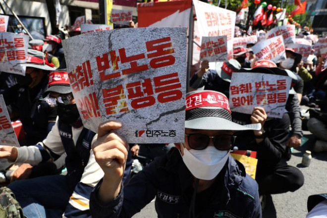 每周工时拟从52延至69小时韩国劳方不满- 国际观察- 倍可亲