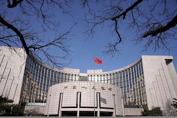 中国央行宣布降准最新财数据显示经济衰退— 普通话主页