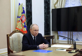 普京：俄中不是军事联盟，双方合作透明无秘密